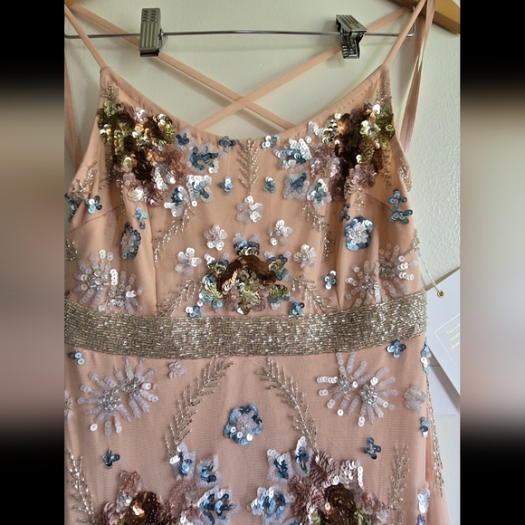 NEW! Mac Duggal, Floral Sequin Maxi Dress in Pink Nude/Multi Sequins, Size 2 - Picture 9 of 11